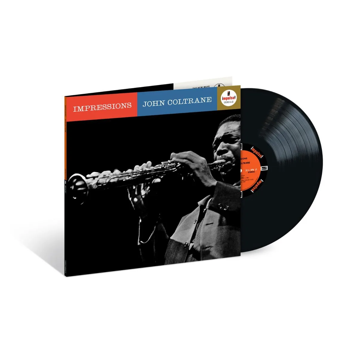 Edição em vinil de Impressions, de John Coltrane, com capa preta, vermelha e azul e o disco parcialmente exposto.
